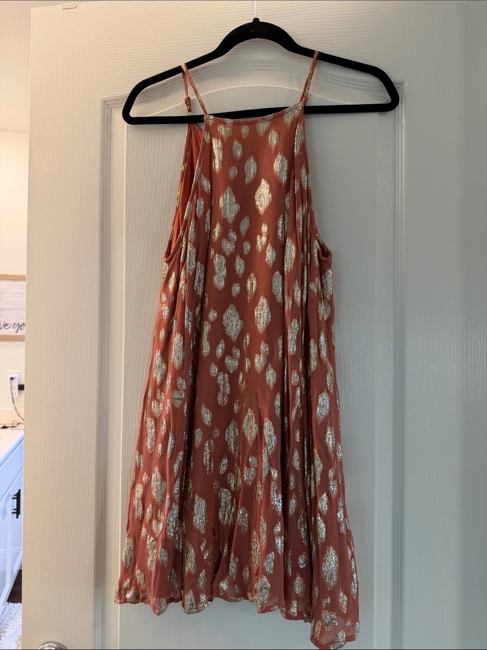 En Creme Rust Midi Dress with Gold Foil Print